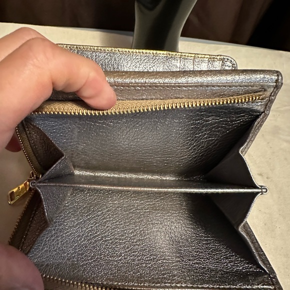 Mui Mui wallet with chain. Silver and gold. Absolutely beautiful ❤️❤️ - Picture 4 of 7